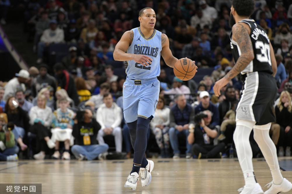 激励着他们 激励着他们